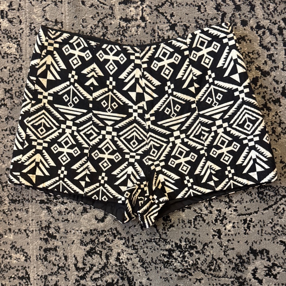Love Culture Black & White High-Waist Geometric Shorts